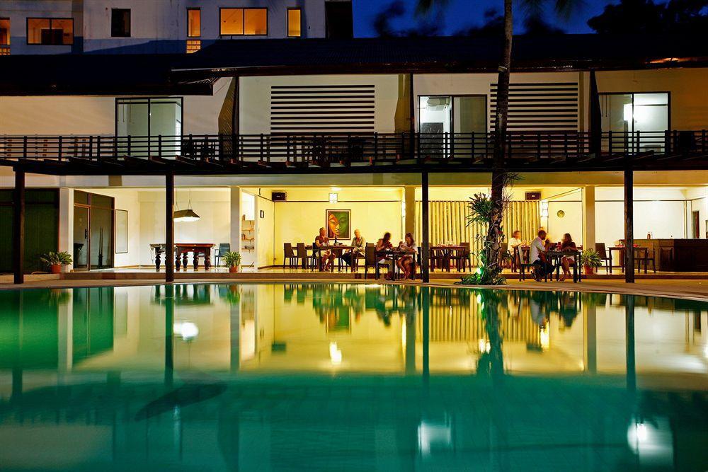 Bamboo Beach Hotel & Spa Patong Екстер'єр фото