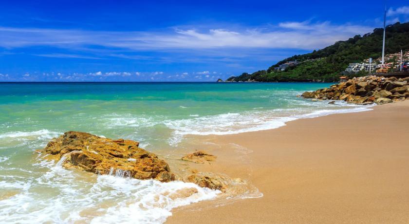 Bamboo Beach Hotel & Spa Patong Екстер'єр фото