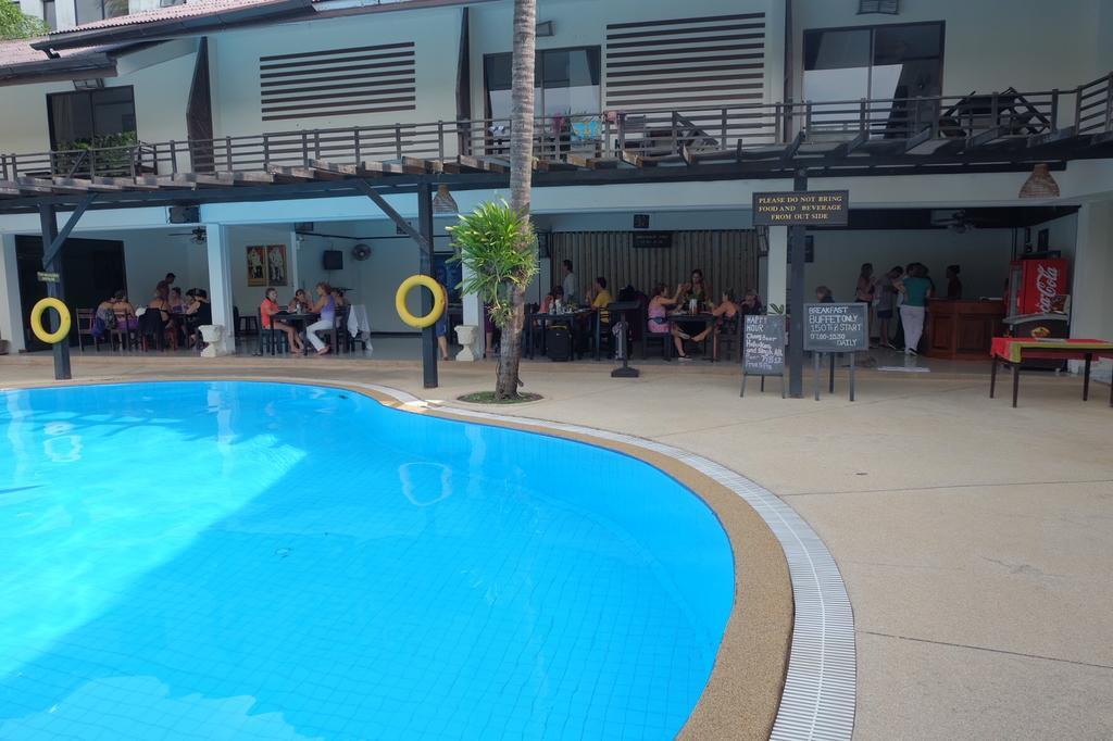 Bamboo Beach Hotel & Spa Patong Екстер'єр фото