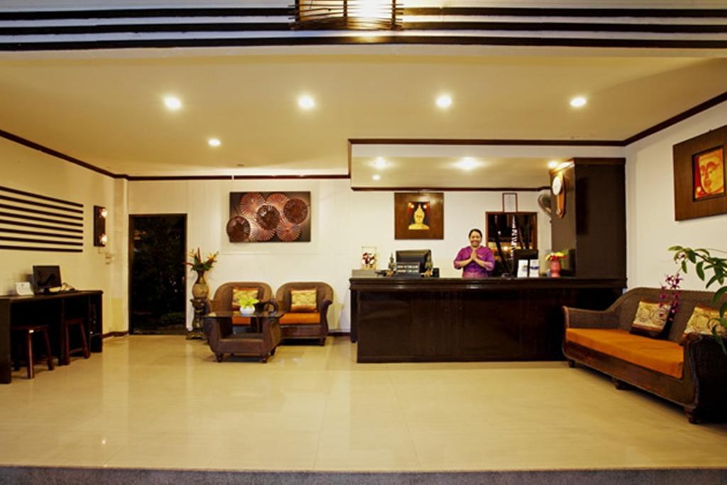 Bamboo Beach Hotel & Spa Patong Екстер'єр фото