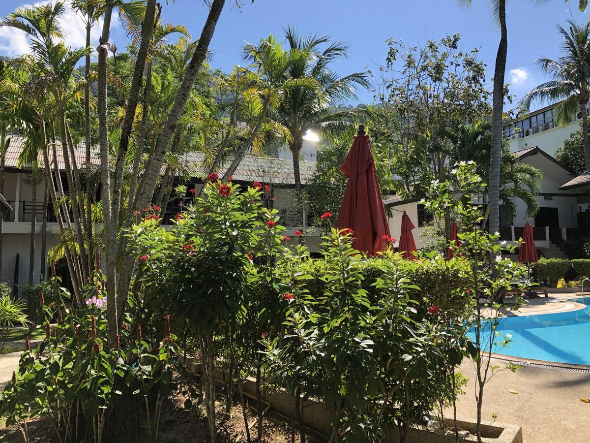Bamboo Beach Hotel & Spa Patong Екстер'єр фото