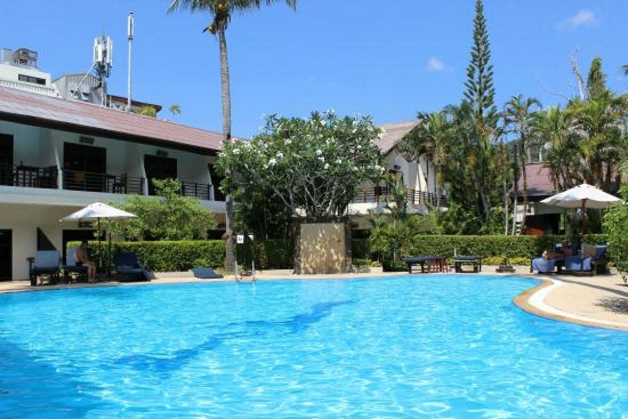 Bamboo Beach Hotel & Spa Patong Екстер'єр фото